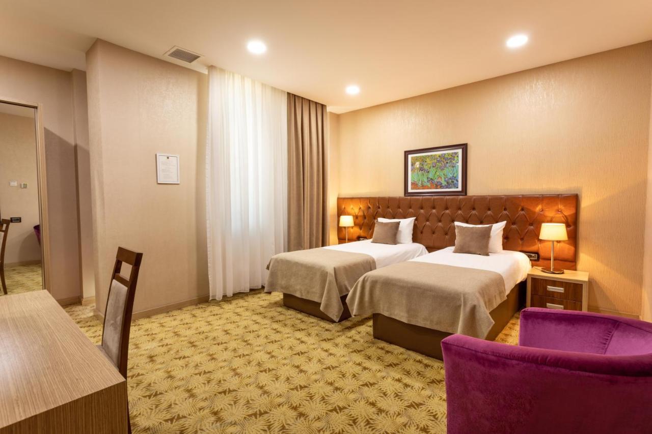 West Shine Hotel Baku Exterior foto